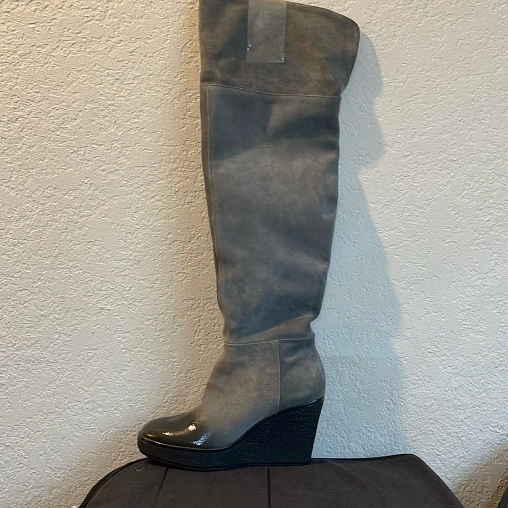Geox Women’s Gray Suede Over-The-Knee Boots